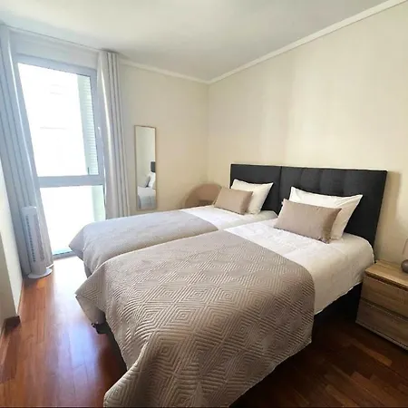 Wings * Santa Cruz (Madeira)